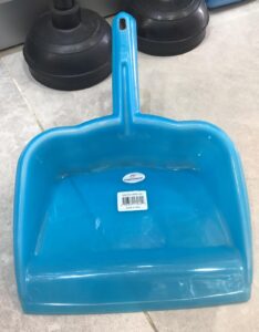 plastic shavel