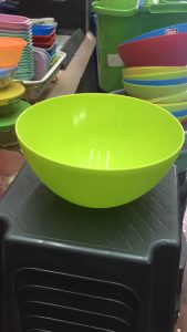plastic bowl color