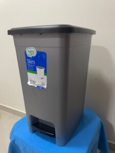 pedal dustbin slim type 40 litre